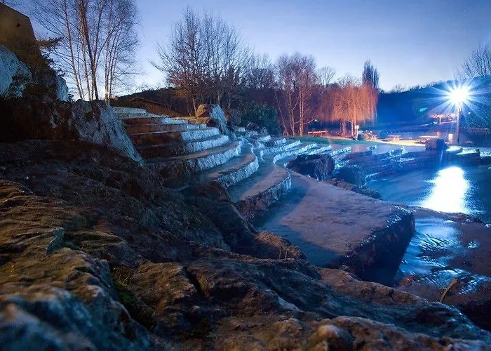 Du Musee De L'eau Отель